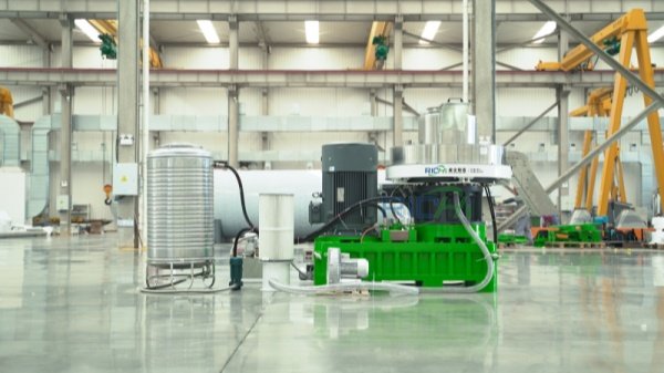 vertical biomass pellet mill